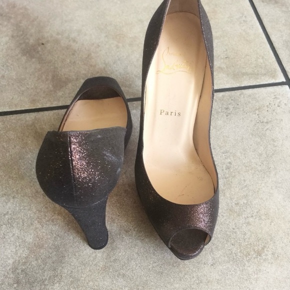 Authentic shoes for sale,  wore once and  in great condition - Picture 5 of 5